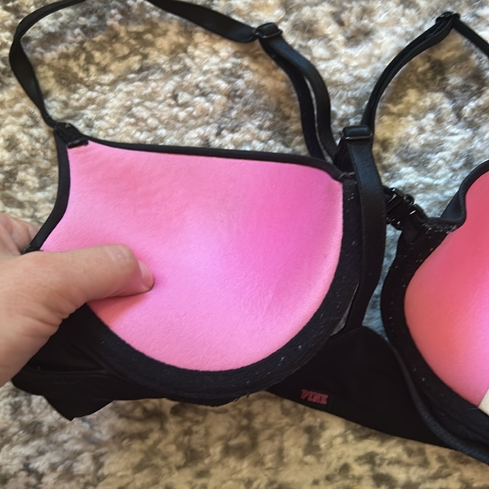 PINK Victoria's Secret Black bra - Picture 4 of 6